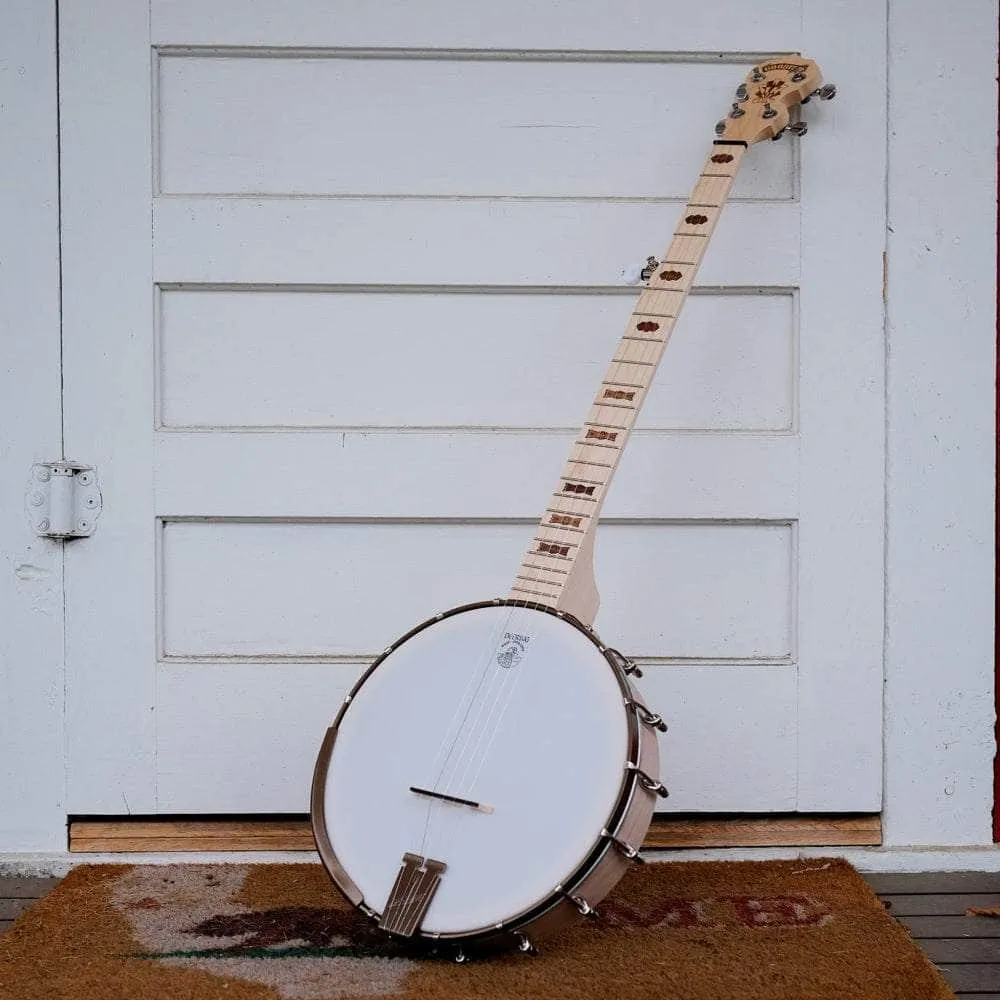 Beginner Banjo Package - Deering Goodtime Banjo
