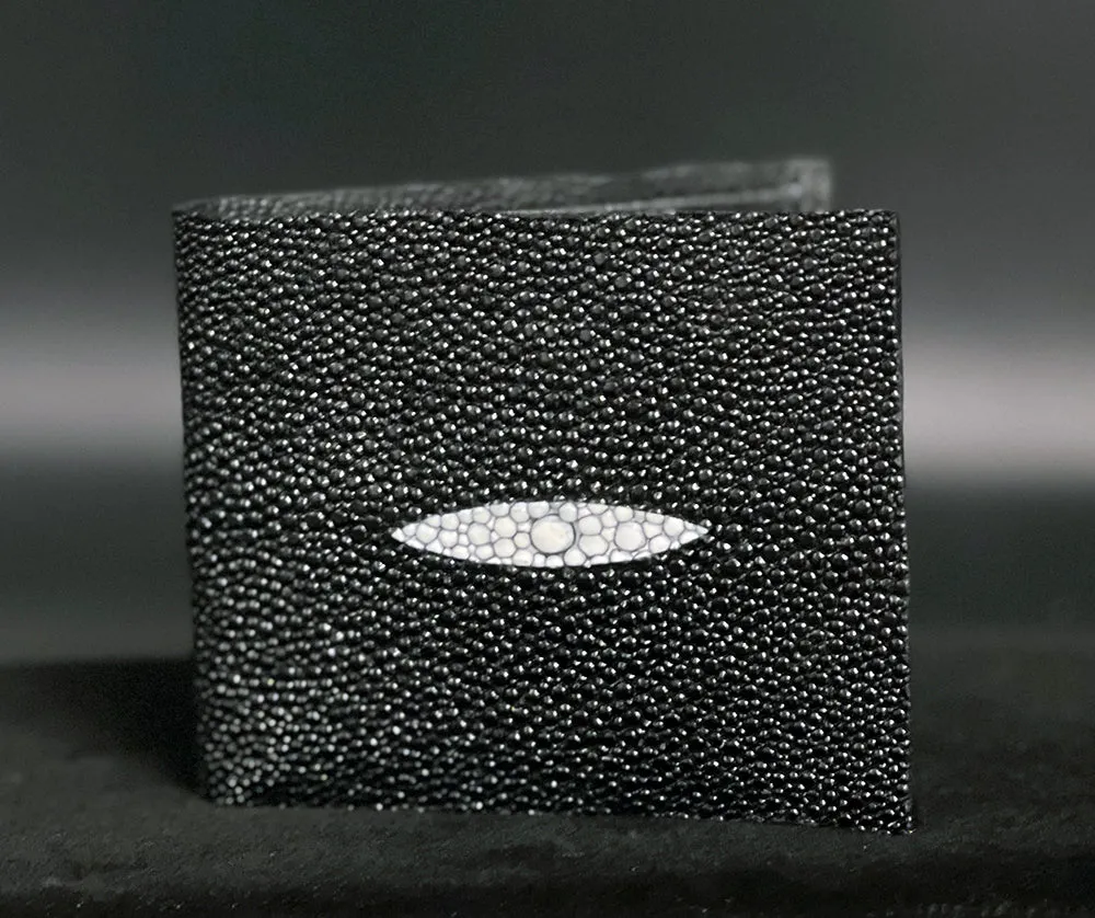 Black Stingray Classic Wallet