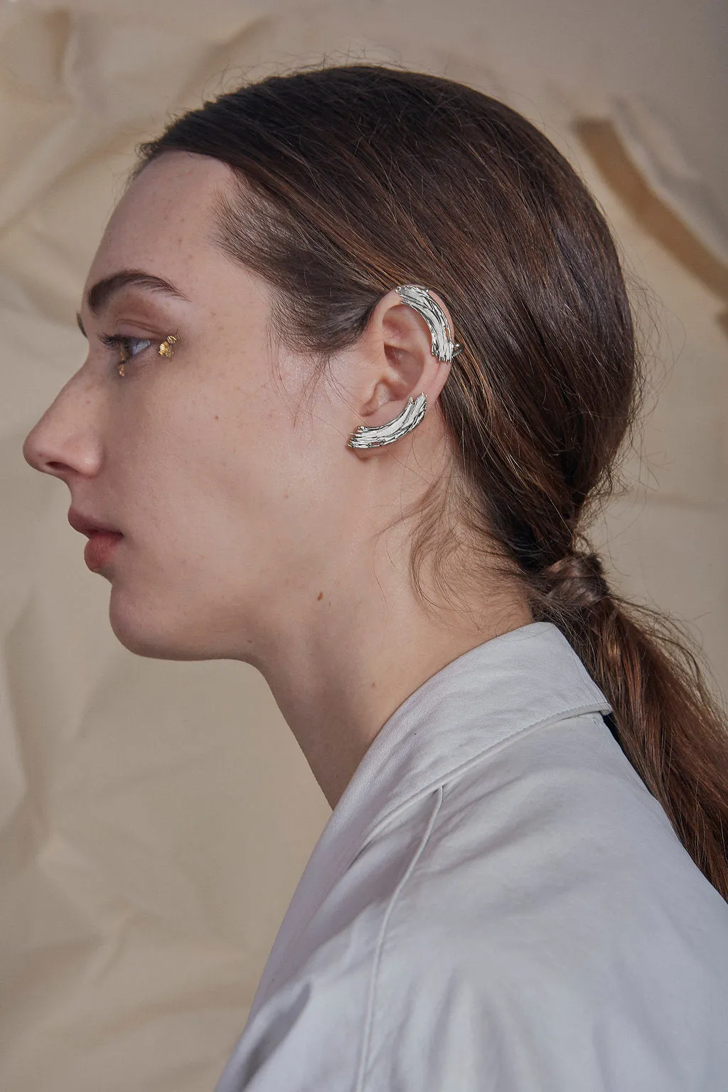 Brushstroke Ear Crawlers in Rhodium