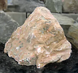 Bubble Rock 05 Pink Quartz (Large)