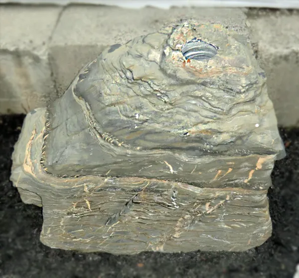 Bubble Rock 35 Metamorphic (Large)