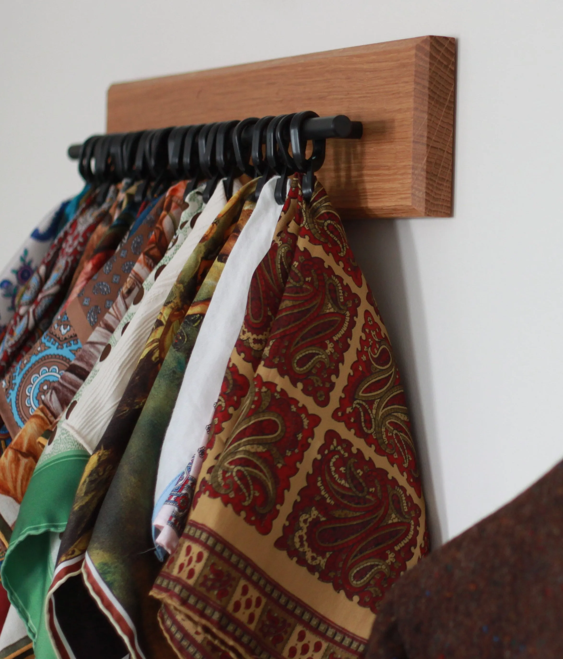 Custom Pocket Square Rack