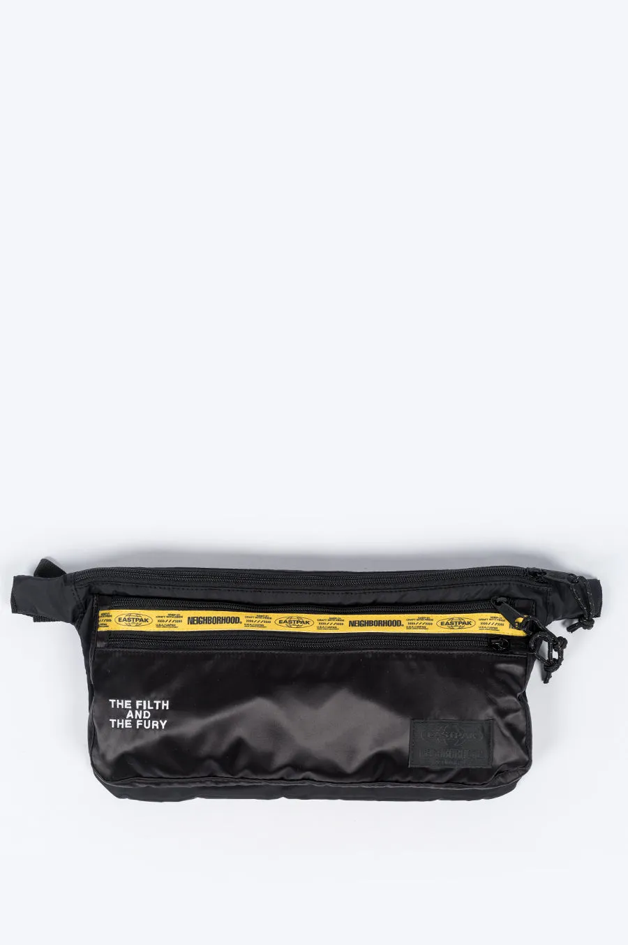 EASTPAK X NBHD SLING BLACK