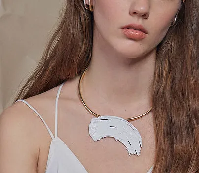 Eva Collar in Gold and White