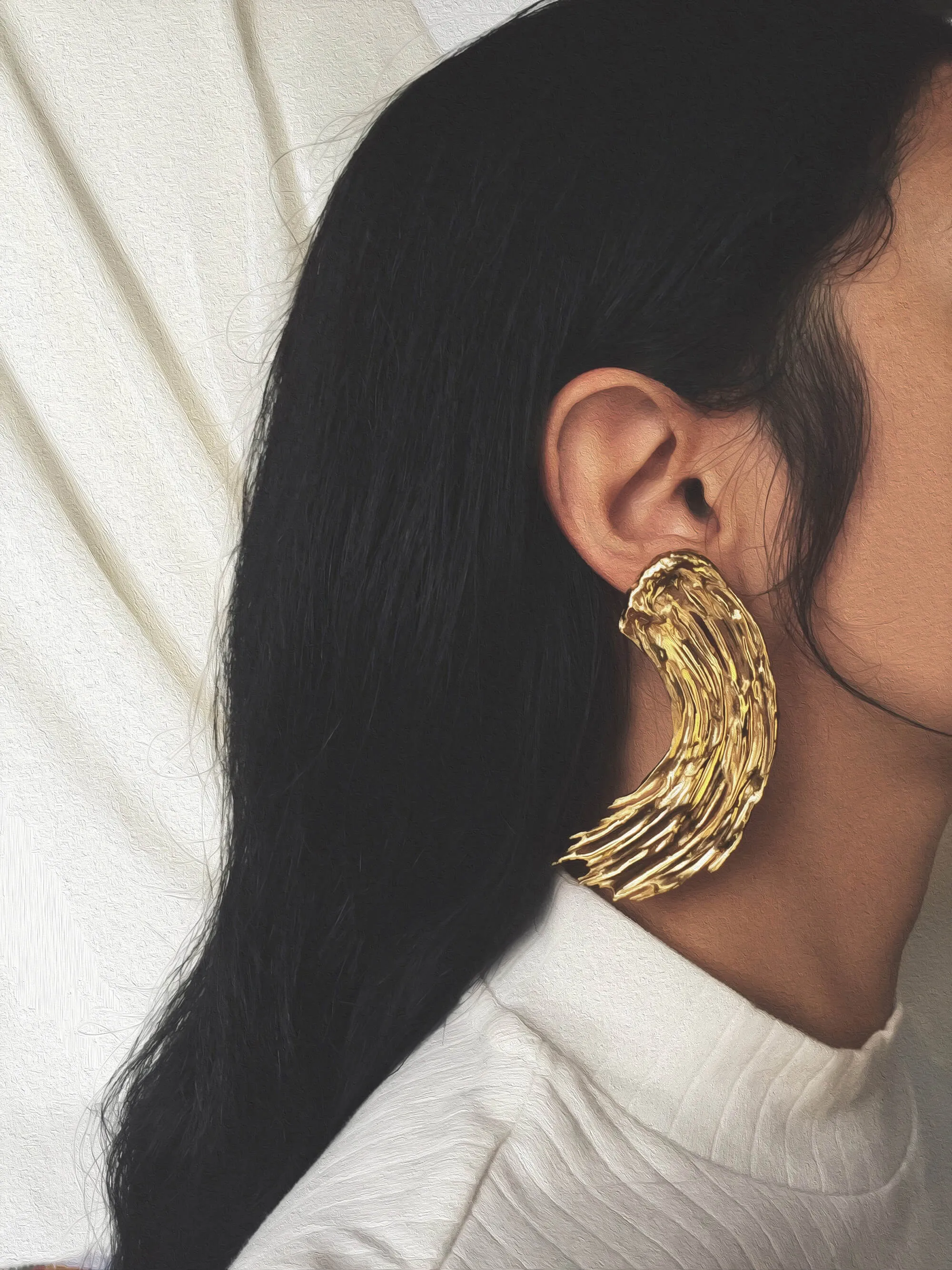 Eva Earrings in Gold