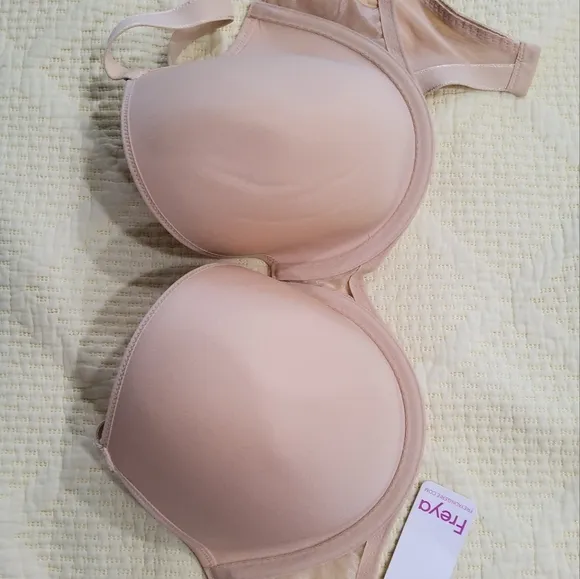 Freya Cameo Padded Bra Size 38 I