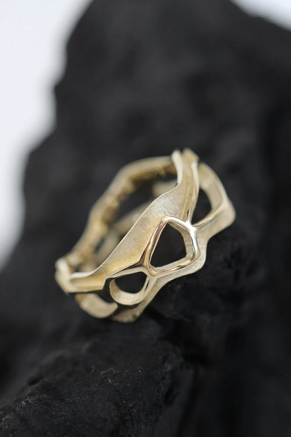 GOLD SAIRA RING