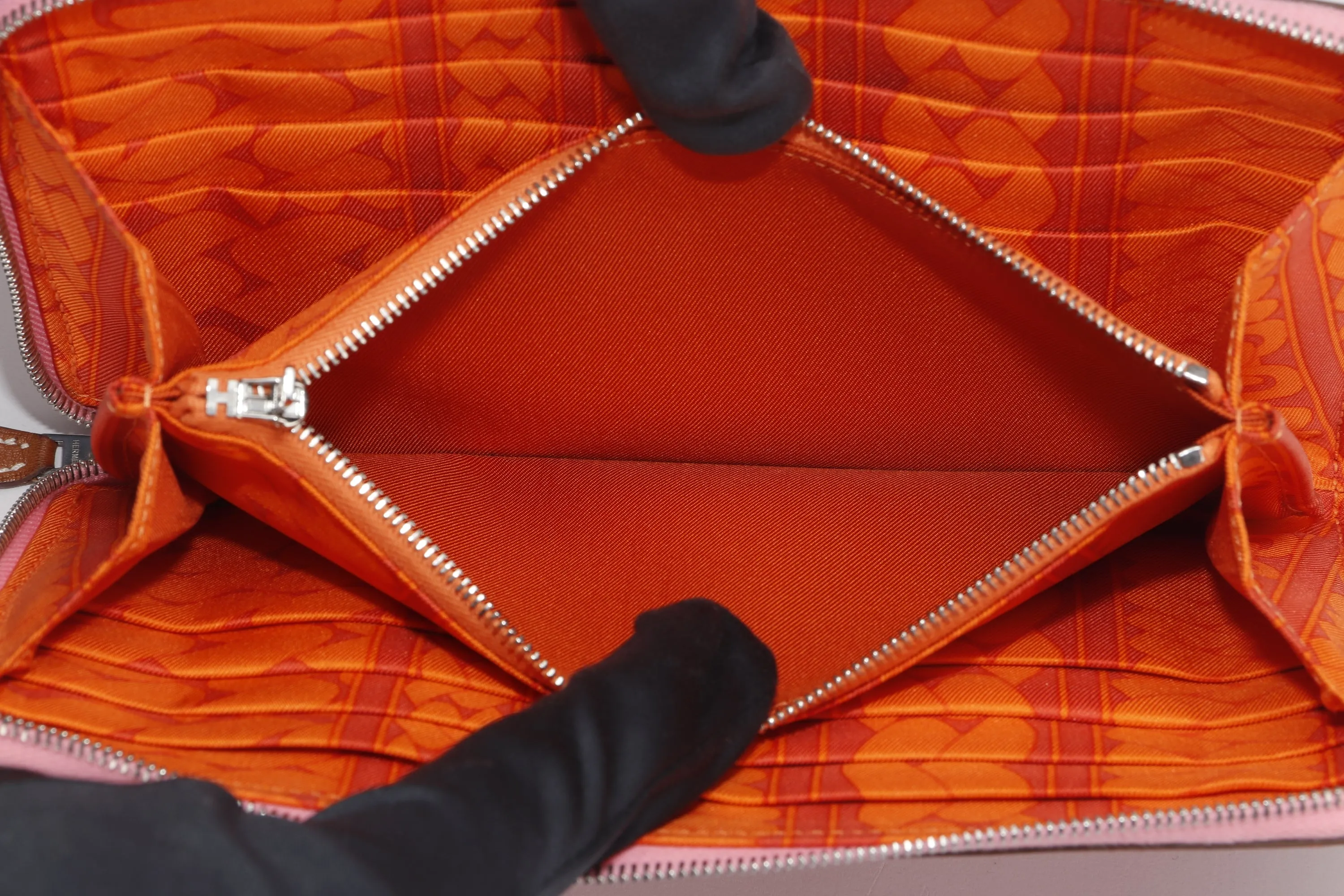 HERMES AZAP SILK IN ZIPPY WALLET (STAMP T) ROSE AZALEE EPSOM LEATHER, WITH BOX