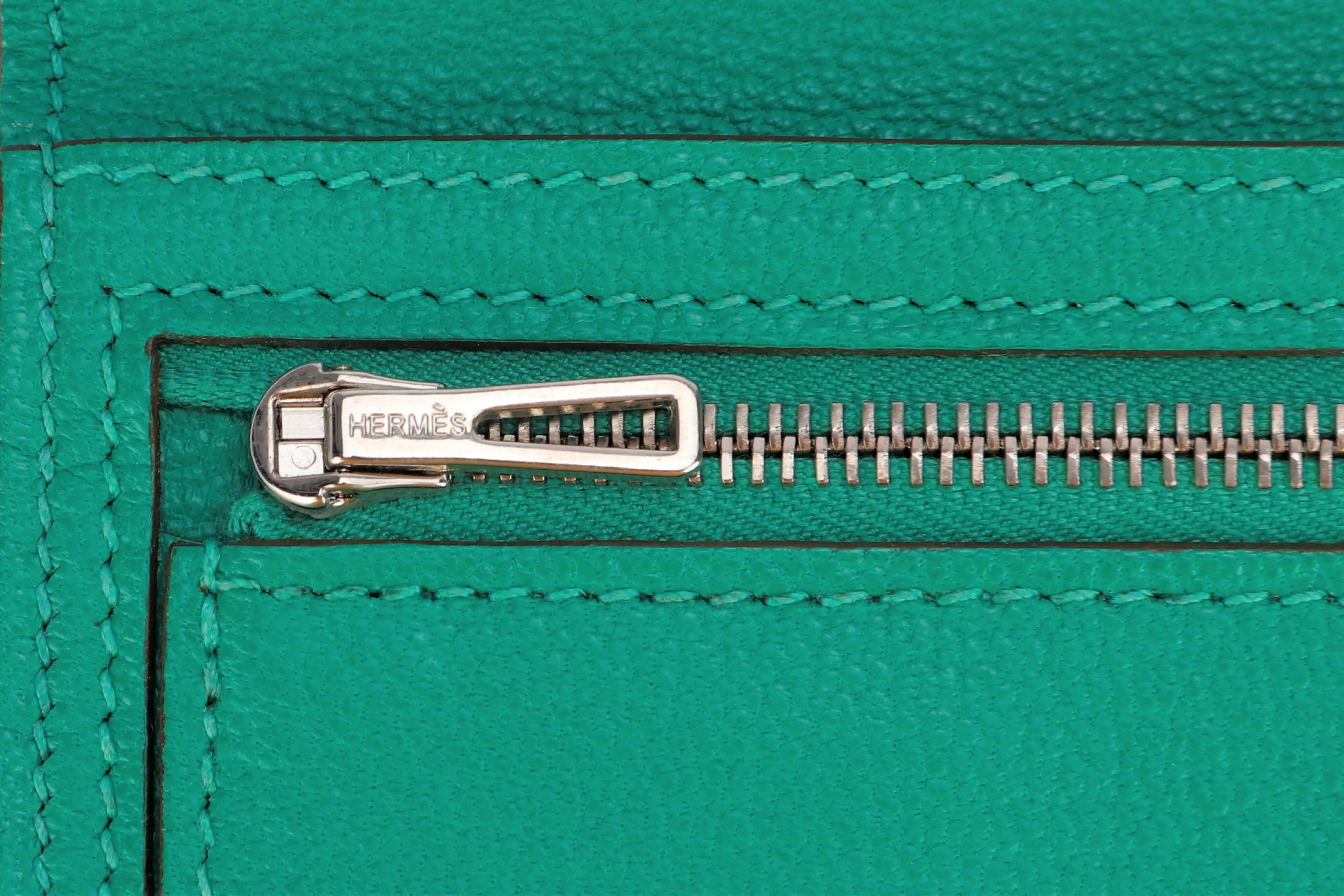 Hermes Bearn Wallet (Stamp P) Menthe Color Chevre Leather, Silver Hardware, with Box, no Dust Cover