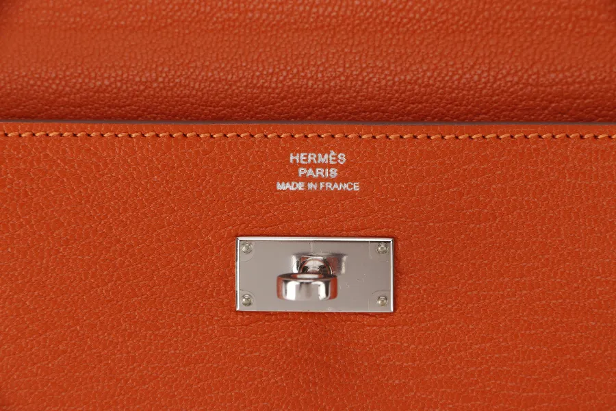 HERMES KELLY WALLET FEU CHEVRE LEATHER PALLADIUM HARDWARE STAMP T (2015) WITH DUST COVER