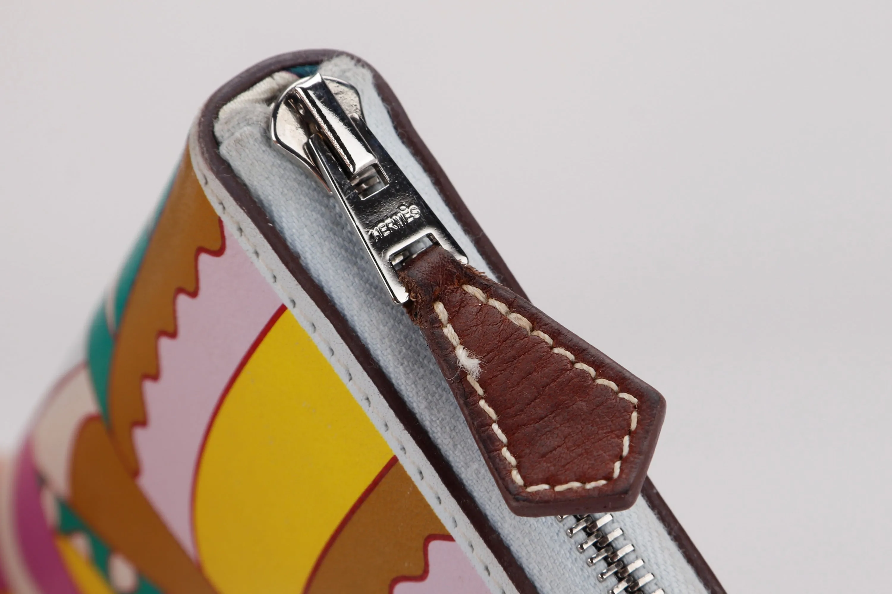 HERMES SILK IN CLASSICQUE LONG WALLET (STAMP Z) BLEU BRUME COLOR SWIFT LEATHER, PALLADIUM HARDWARE, WITH BOX