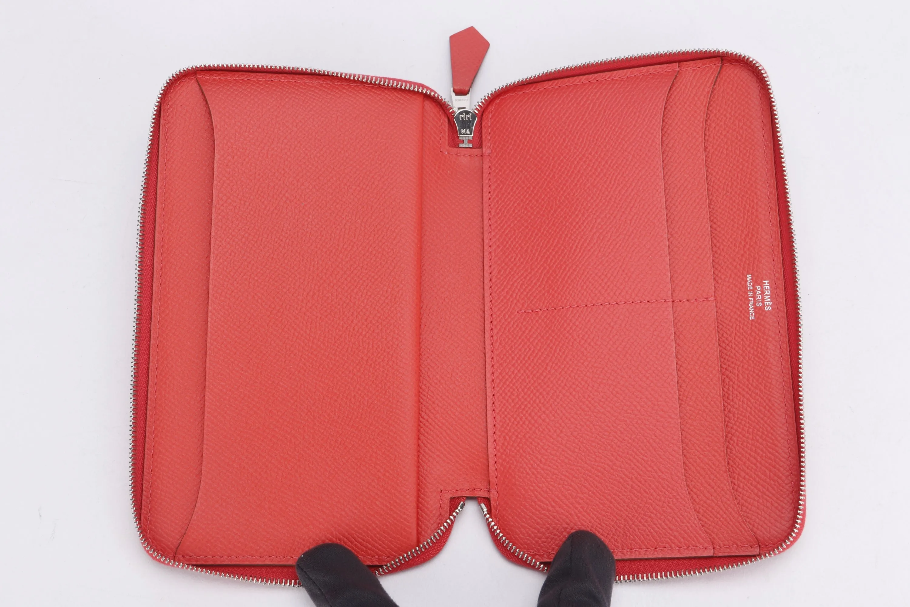 HERMES SILK IN ZIPPY AZAP WALLET (STAMP T) CAPPUCINES TRIM, WITH POUCH, NO DUST COVER