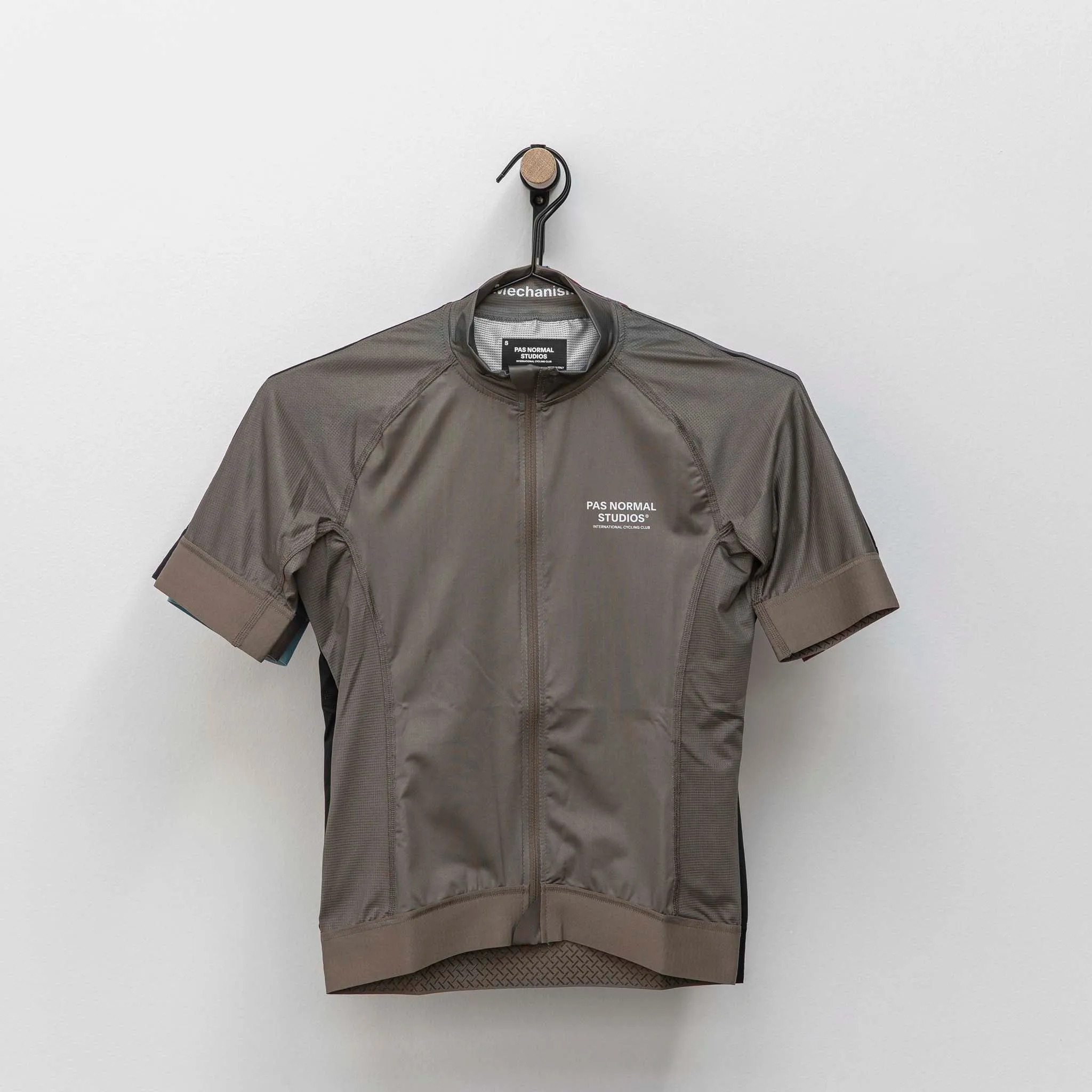 Jersey Hanger