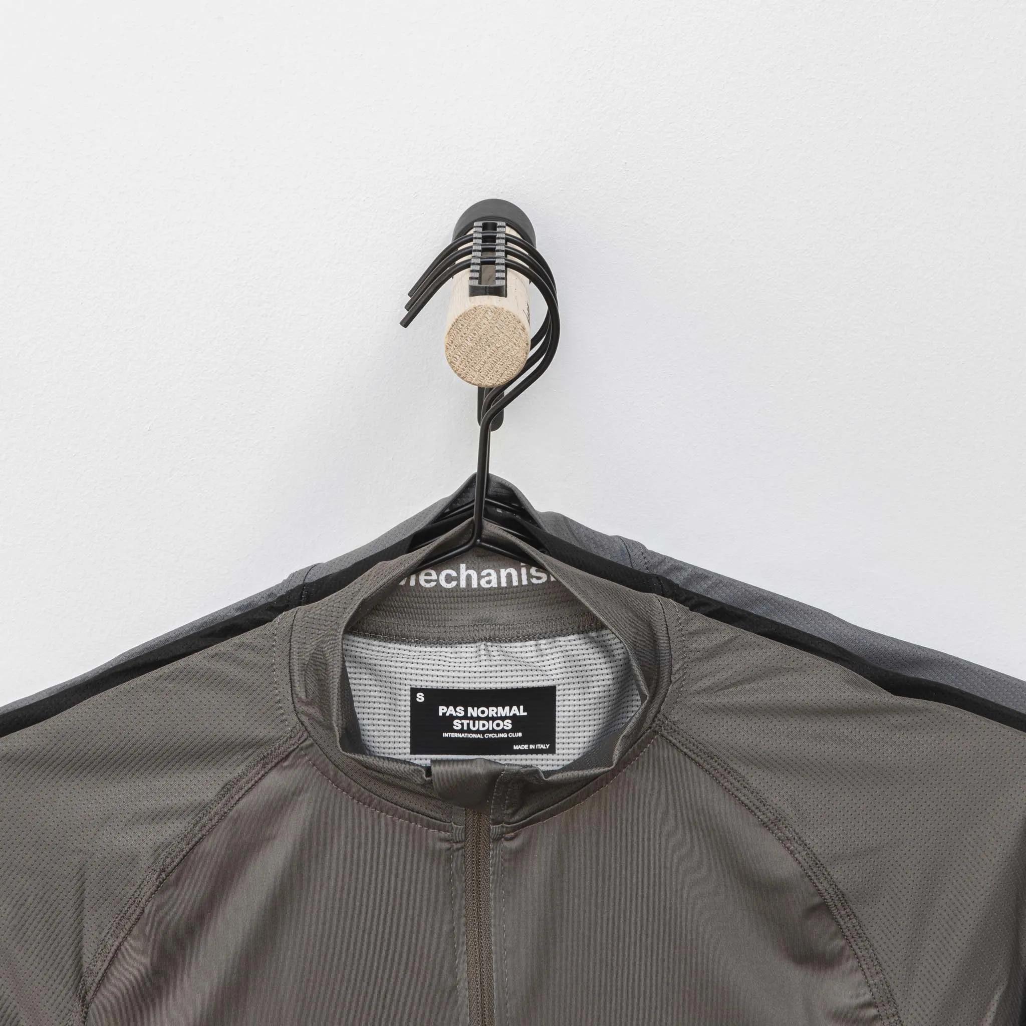 Jersey Hanger