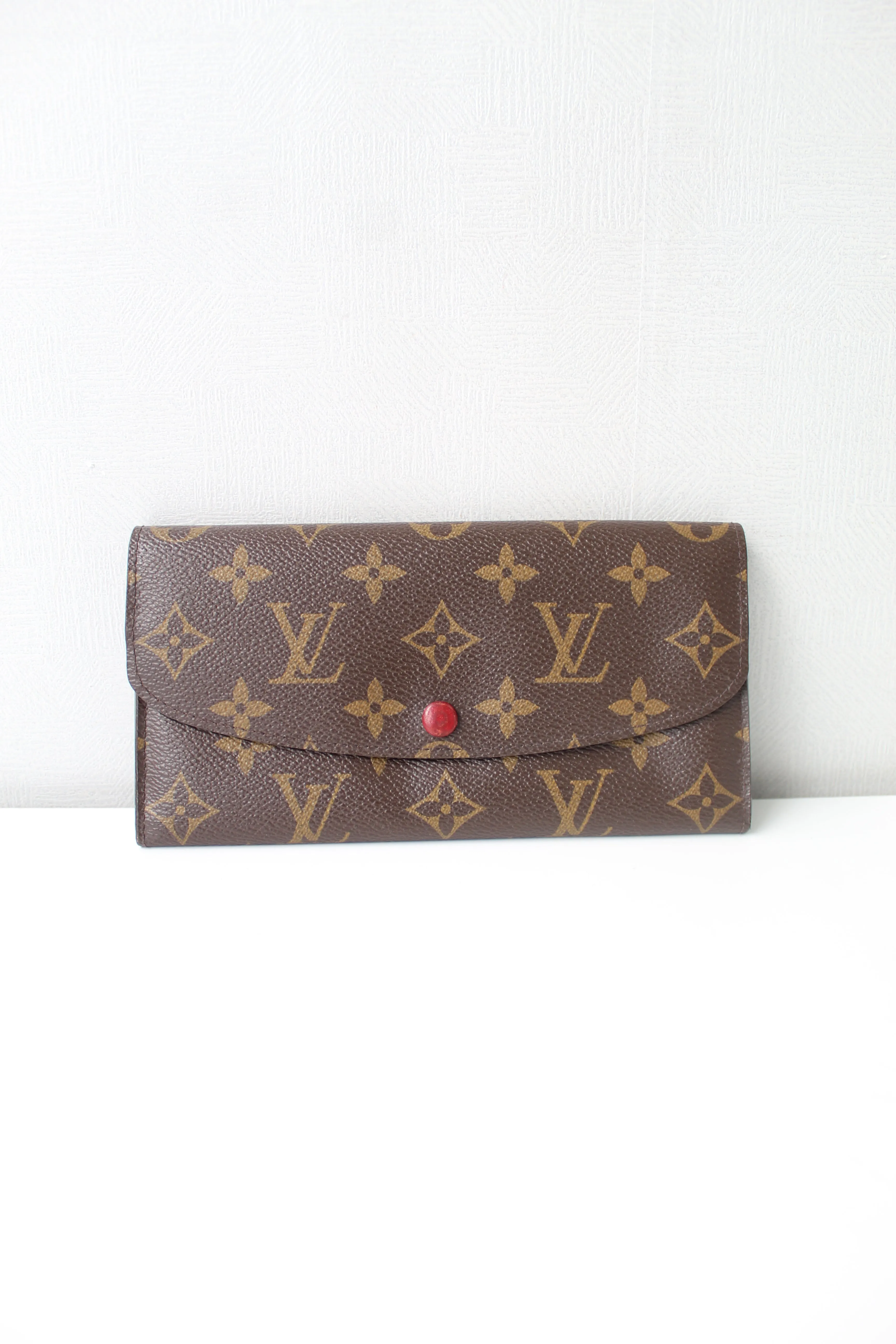 Louis Vuitton Emily Wallet