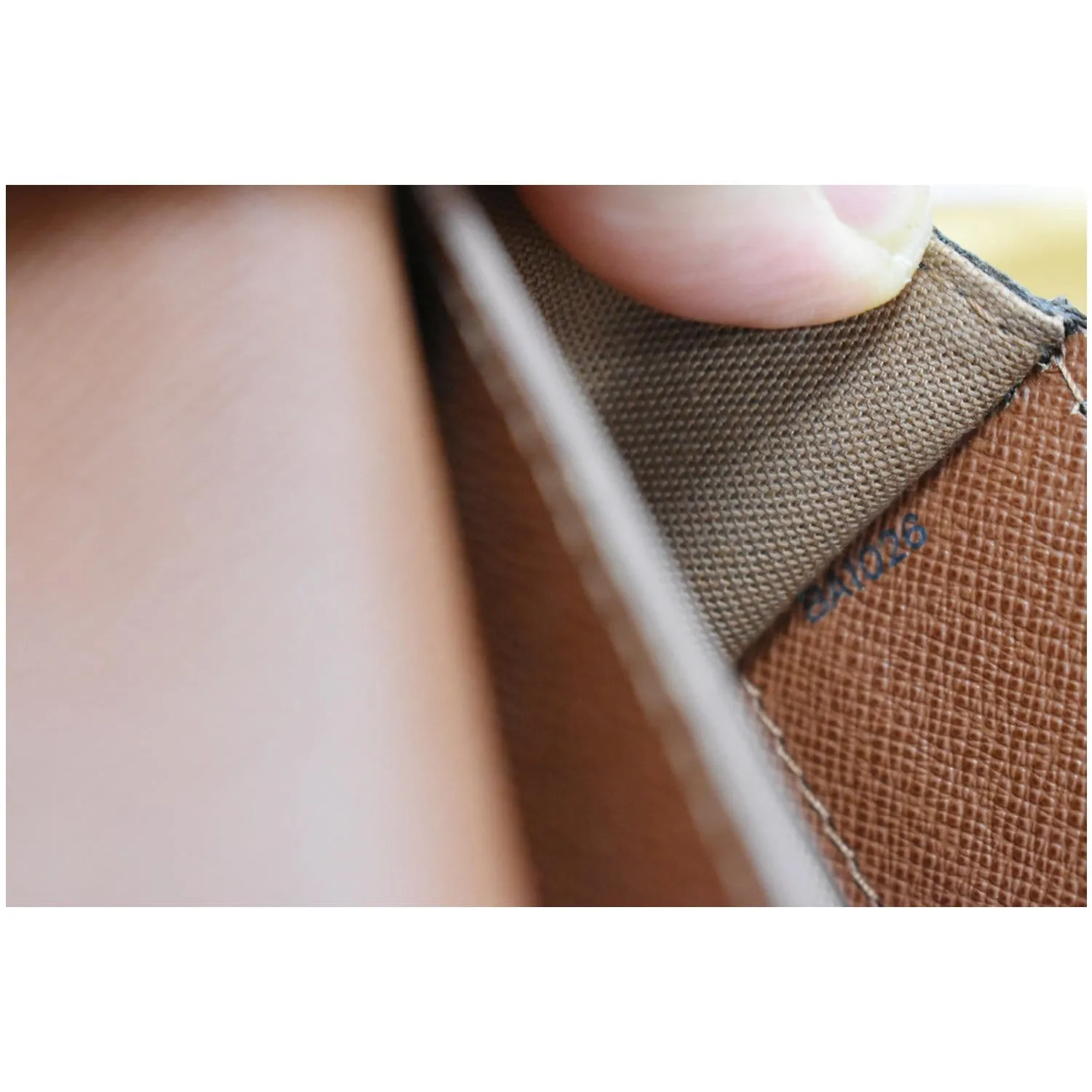 LOUIS VUITTON Laguito Monogram Canvas Briefcase Bag Brown