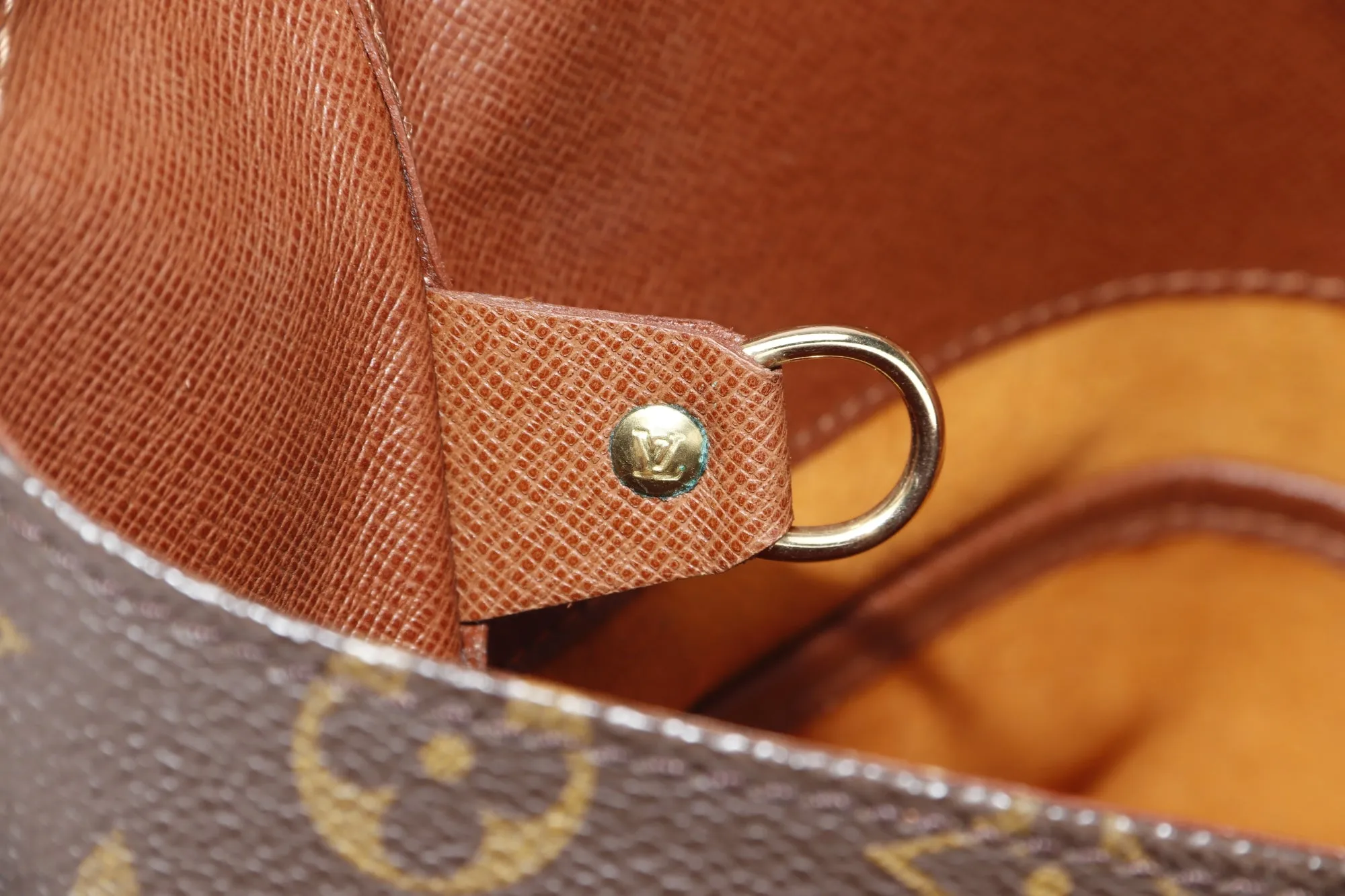 Louis Vuitton Musette Monogram Sling Bag (AS1020), no Dust Cover