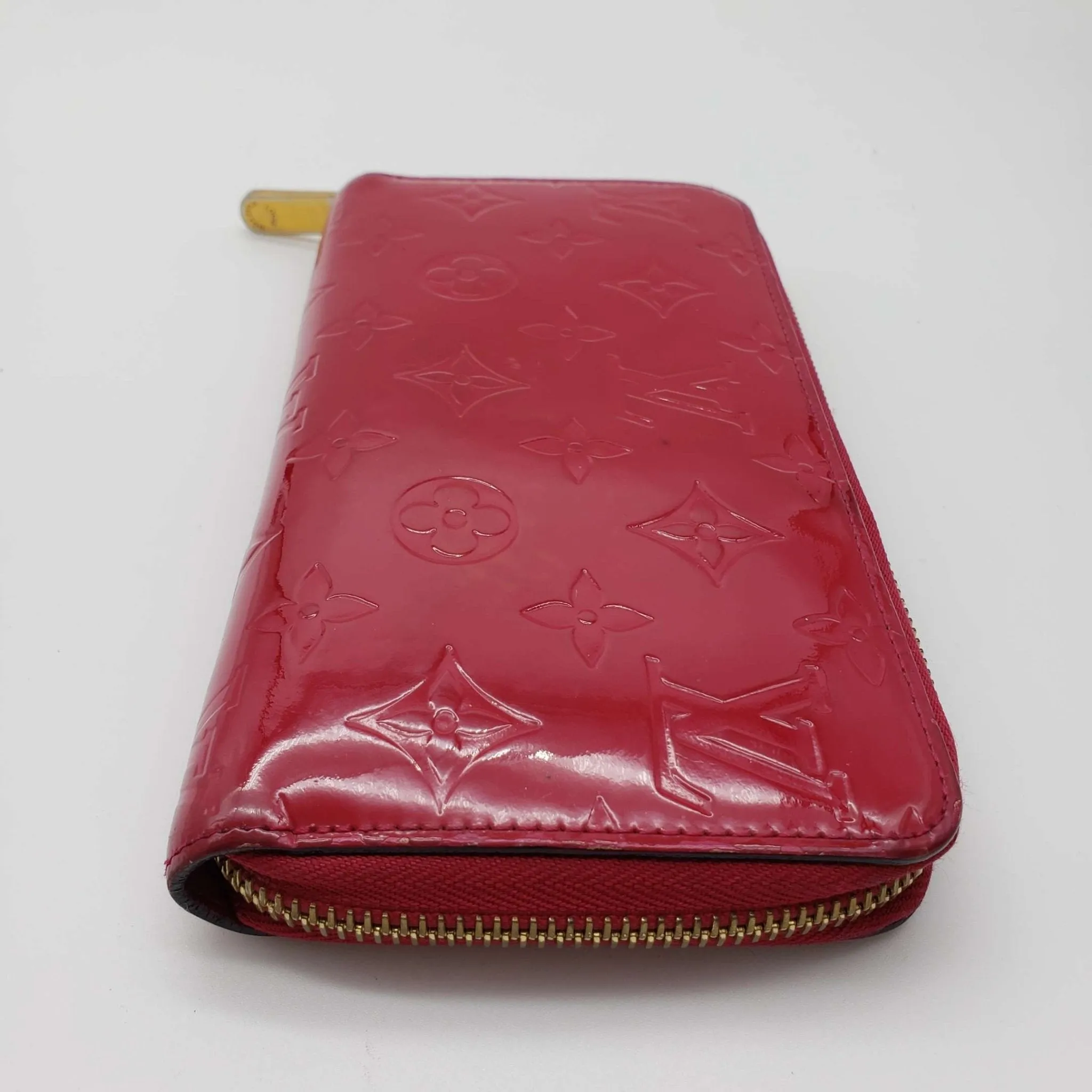 Louis Vuitton Vernis Enamel Leather Zippy Wallet