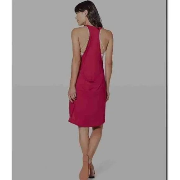 Lululemon Ruby Red Rejuvenate Dress Sleeveless Knee Length Womens 4