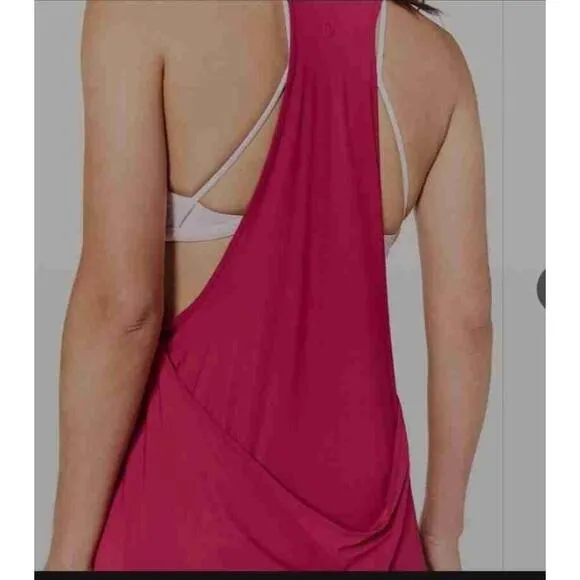 Lululemon Ruby Red Rejuvenate Dress Sleeveless Knee Length Womens 4