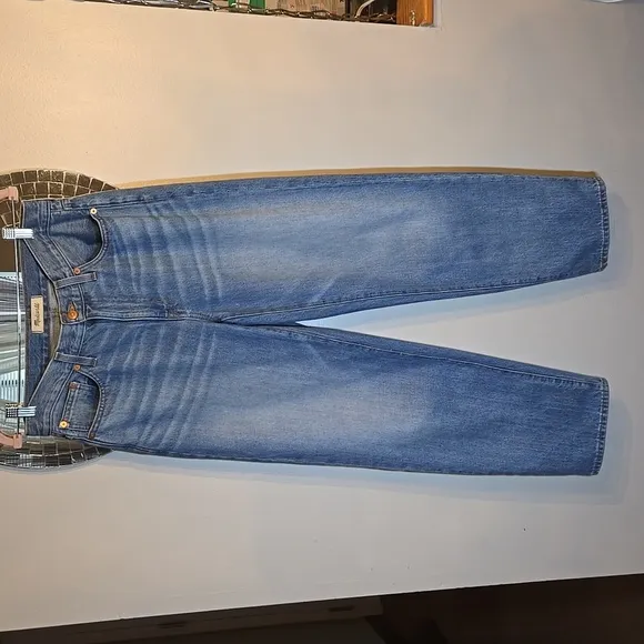 Madewell The Slouchy Boyjean Button Fly In Rosewell Wash