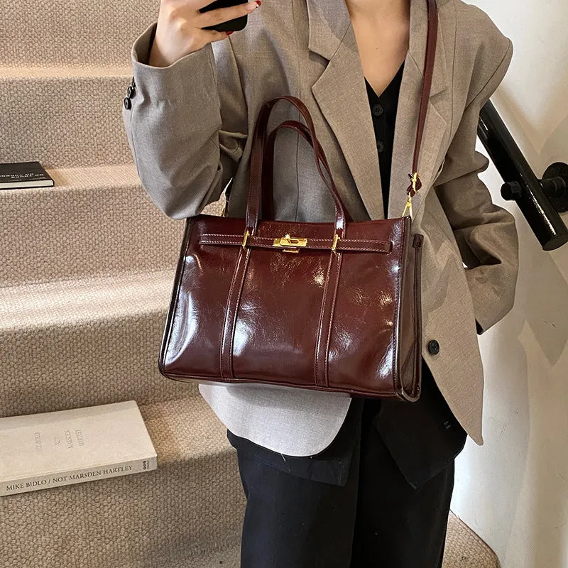 MOMENTLOVER  2025 Simple commuter briefcase 2025 new large-capacity tote bag women's high-end niche design shoulder handbag