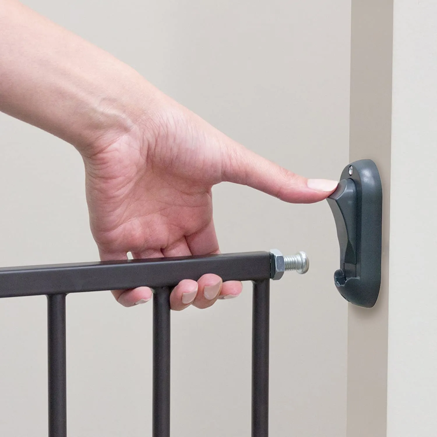 New in box! Bily Expandable Metal Gate Bronze! Expands 28-48 Inches! Can be used for stairs, between rooms and hallways; great as a room barrier for pets! 31" High