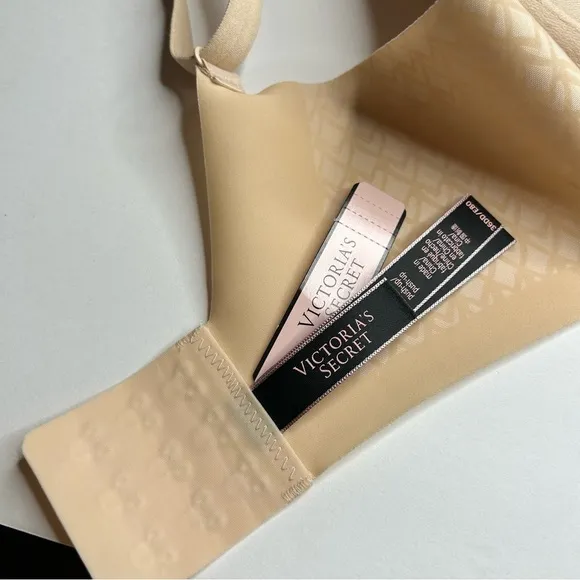 New Victoria’s Secret Tan push up padded bra 36DD