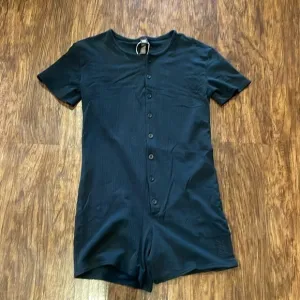 NWT Savage x Fenty 1900s Ribbed One piece jumper Unisex onesie L