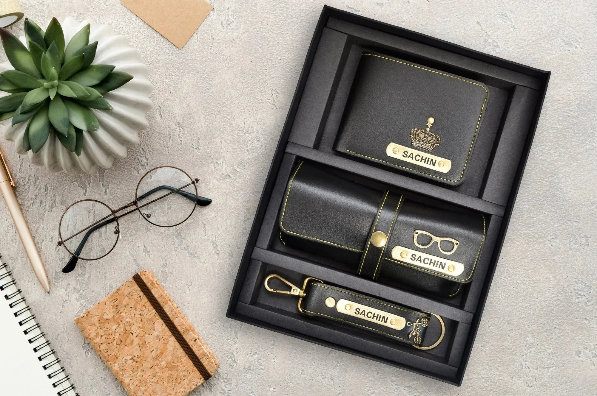 Personalised Black Classic Smart Bottle (1 Litre) & All in One Men's Combo (3 pcs) - Black