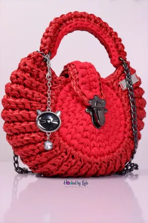 "Fola" Unspiked bag in Pepper Red 🌶️