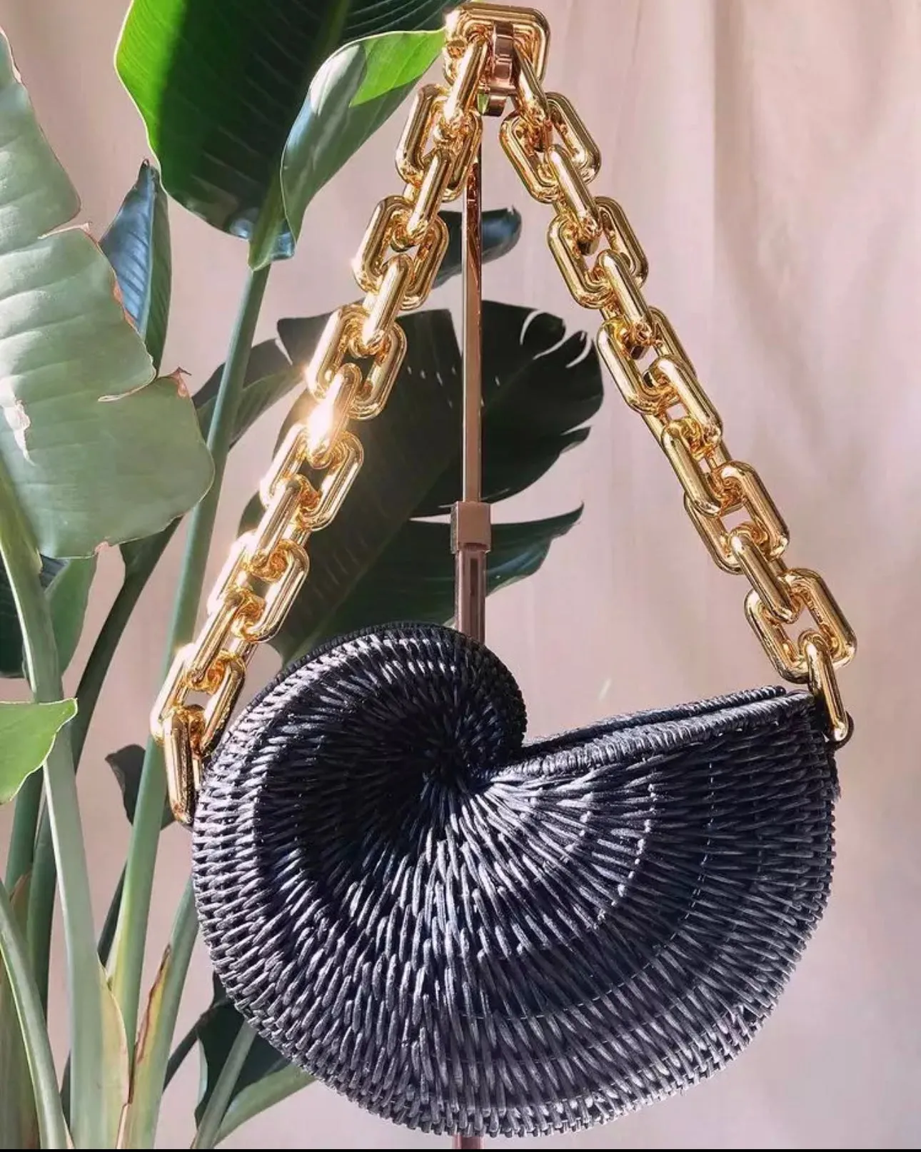 Rattan Purse with acrylic chain link 530-2 | Erika Williner Designs