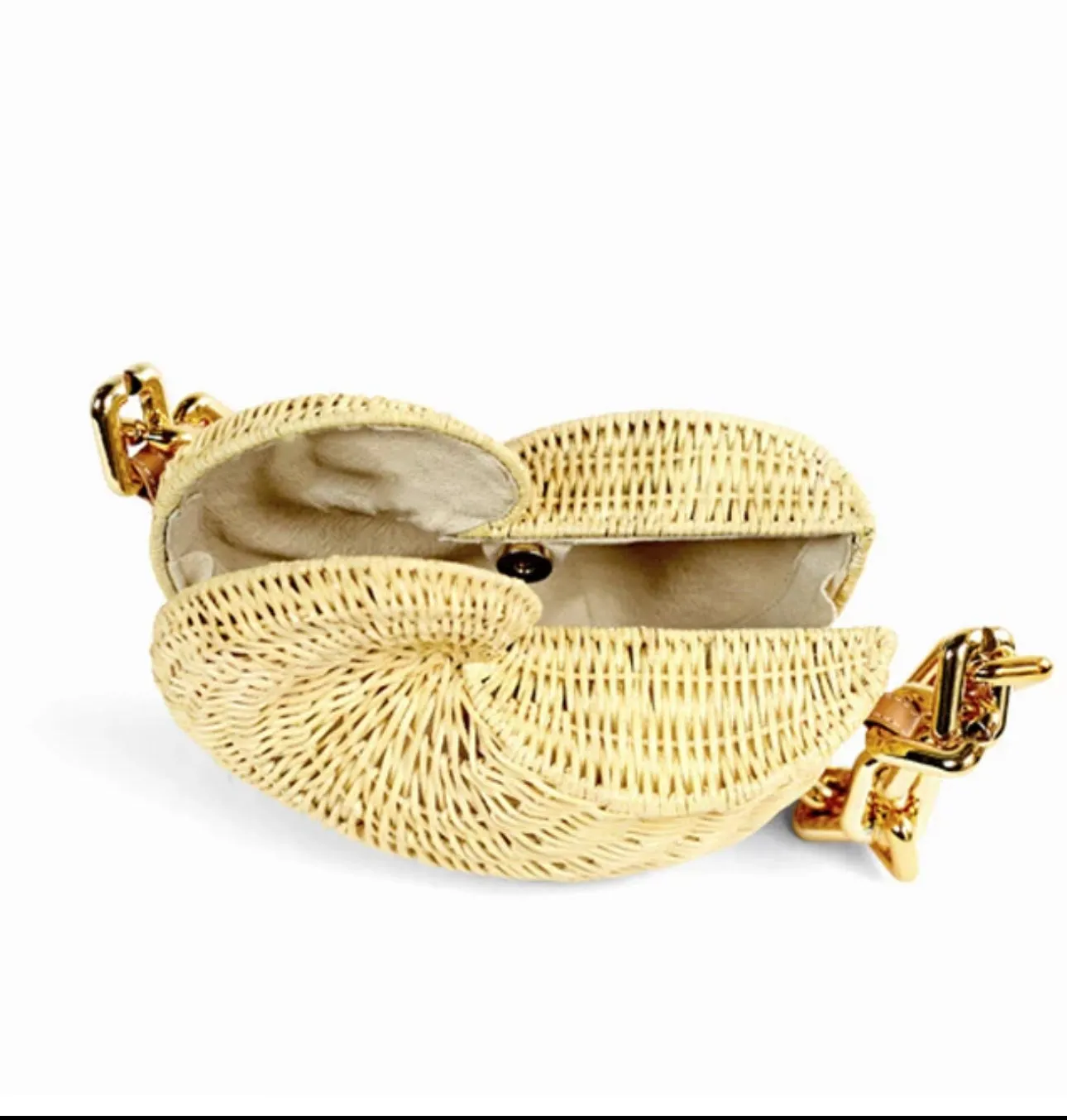 Rattan Purse with acrylic chain link 530-2 | Erika Williner Designs
