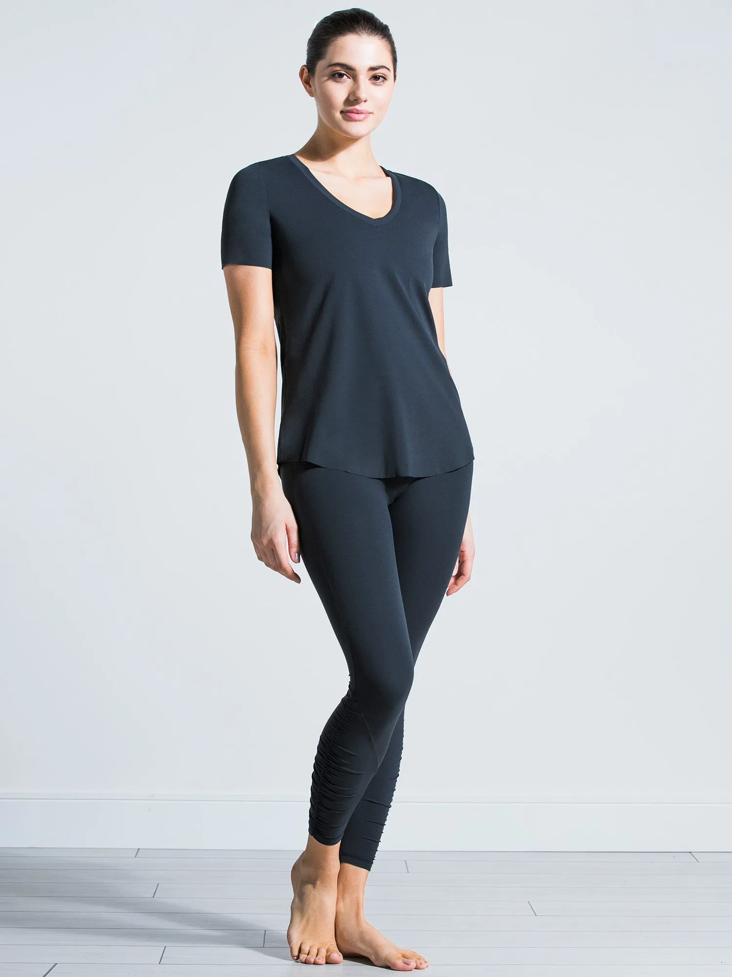 RELAXED NUDE TEE