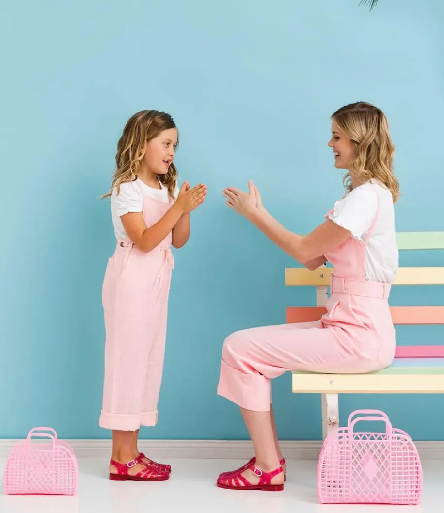 Retro Basket-Bubble Gum