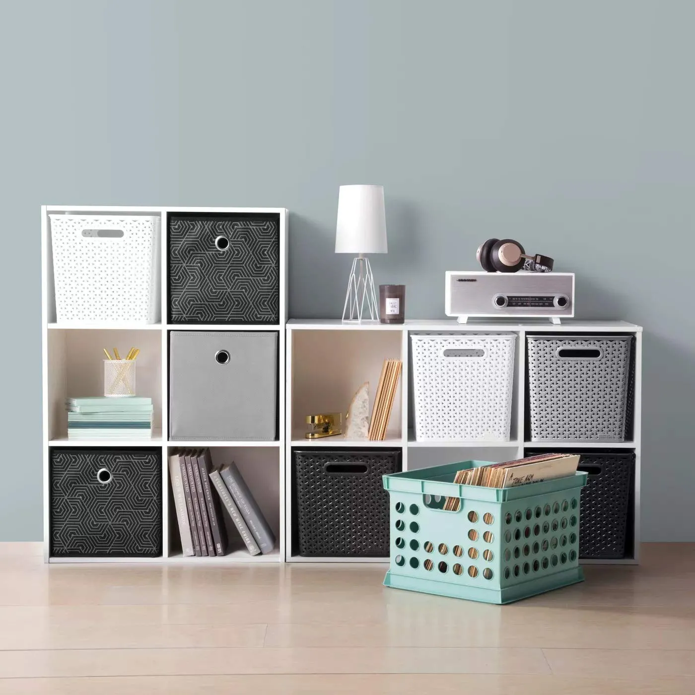 Room Essentials 6-Cube Organizer Shelf 11" - White - new