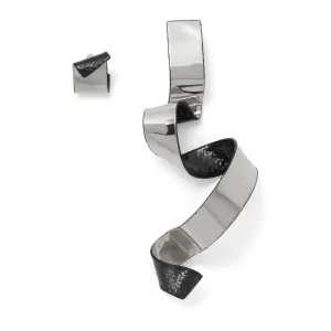 Rue Earring in Rhodium