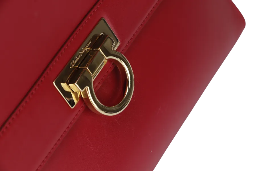 SALVATORE FERRAGAMO SOFIA DY-21 E530 2WAY BAG RED LEATHER GOLD HARDWARE WITH SLING AND DUST COVER