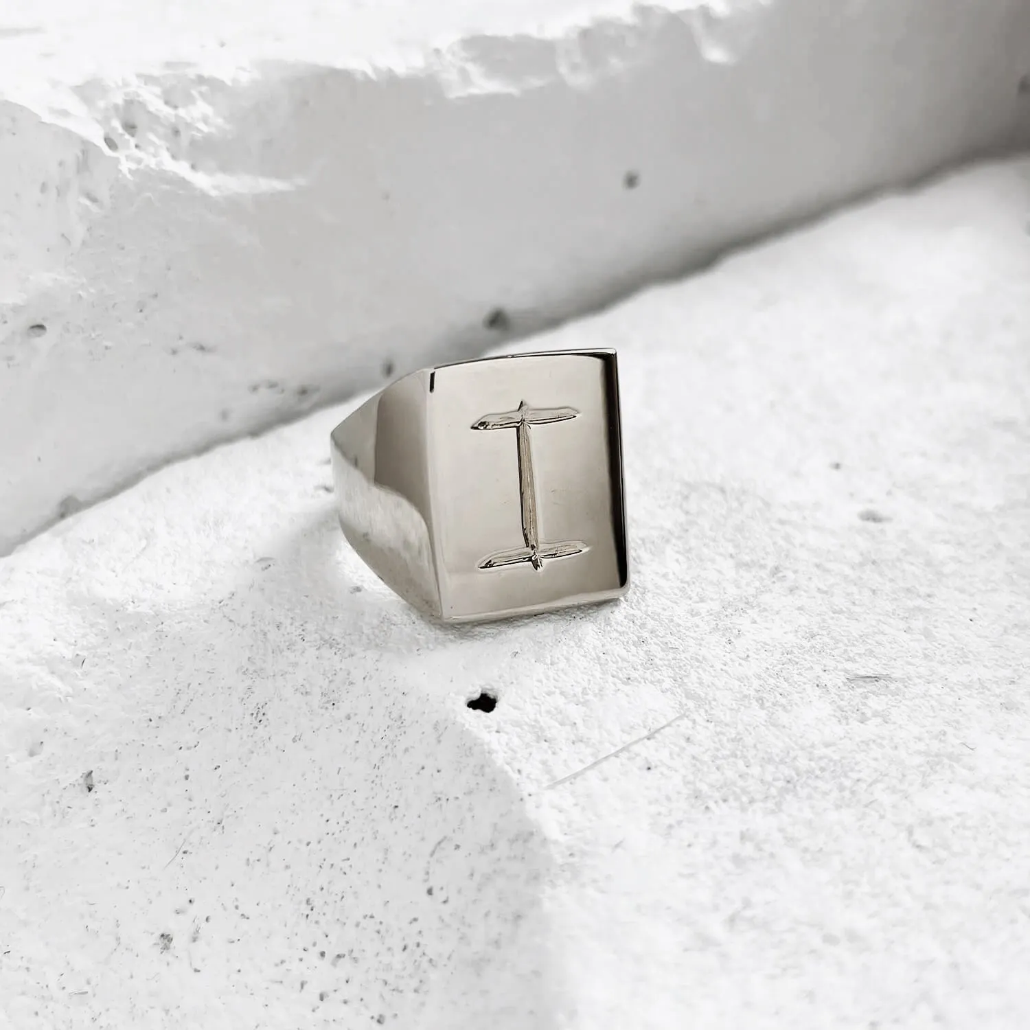 Scrawled Initial Ring in Silver (A-Z)