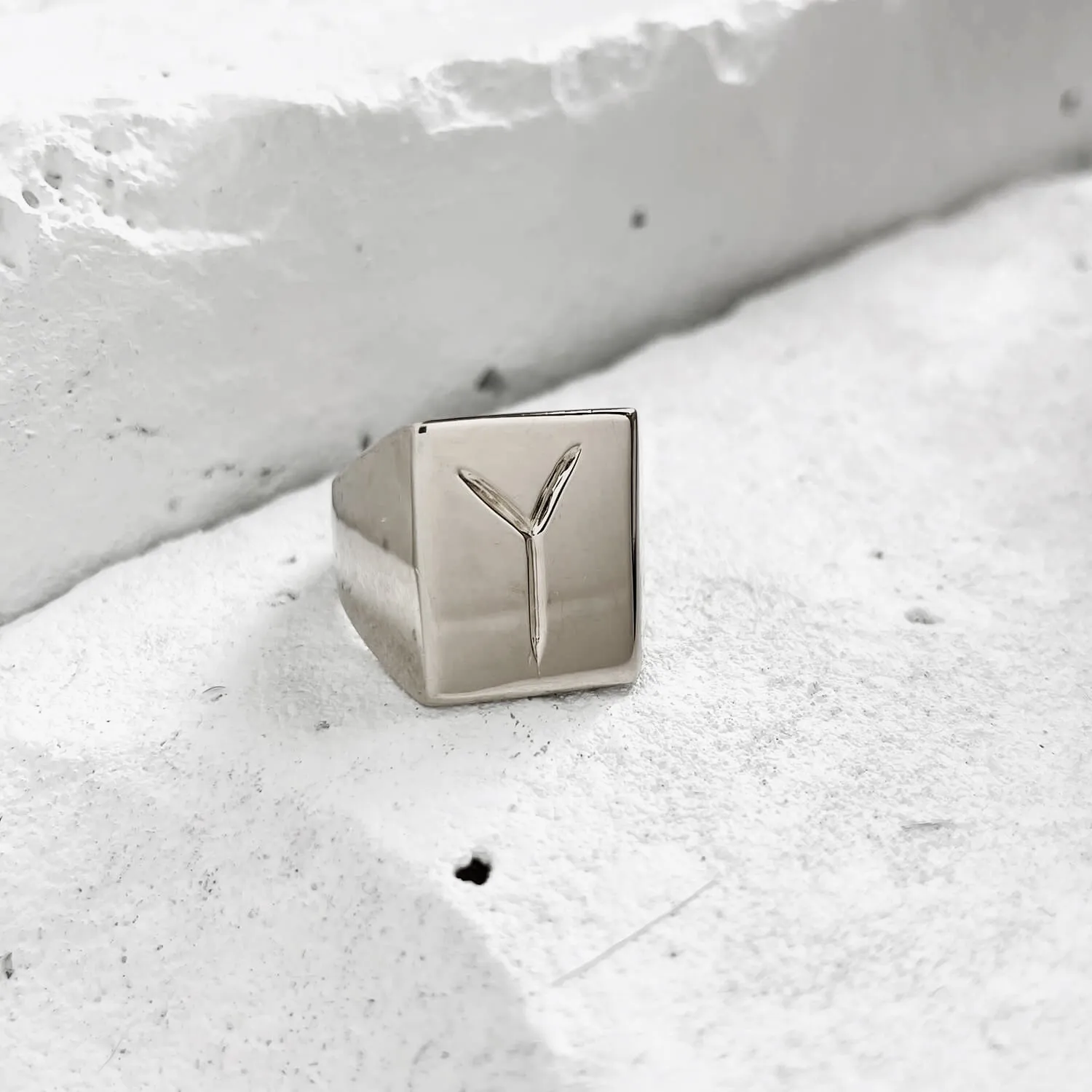 Scrawled Initial Ring in Silver (A-Z)