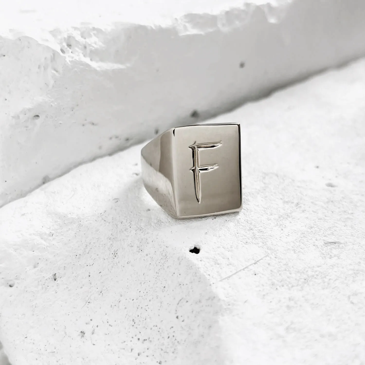Scrawled Initial Ring in Silver (A-Z)