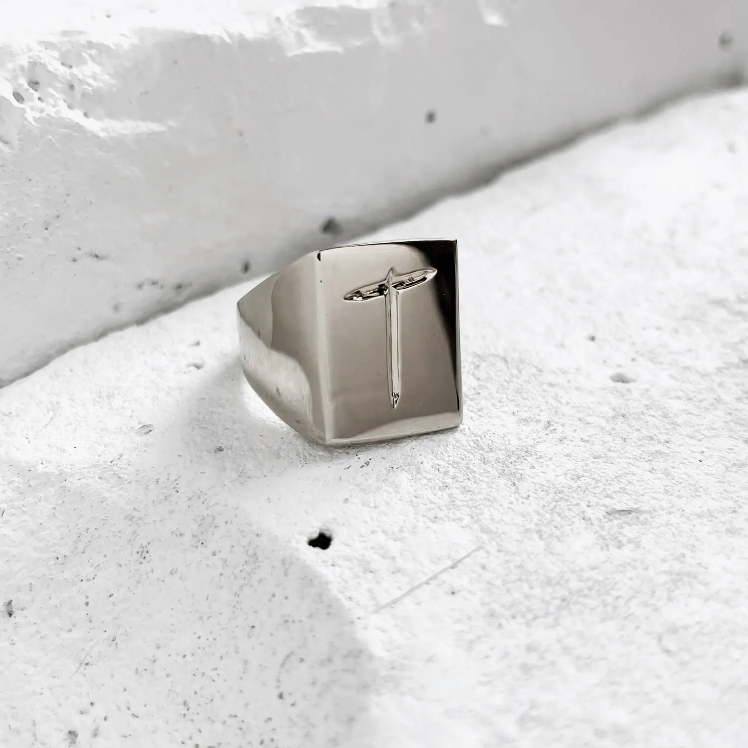 Scrawled Initial Ring in Silver (A-Z)