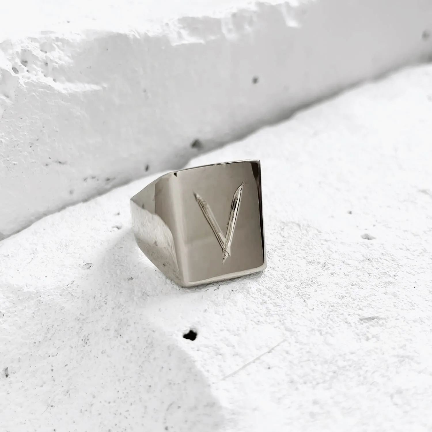 Scrawled Initial Ring in Silver (A-Z)