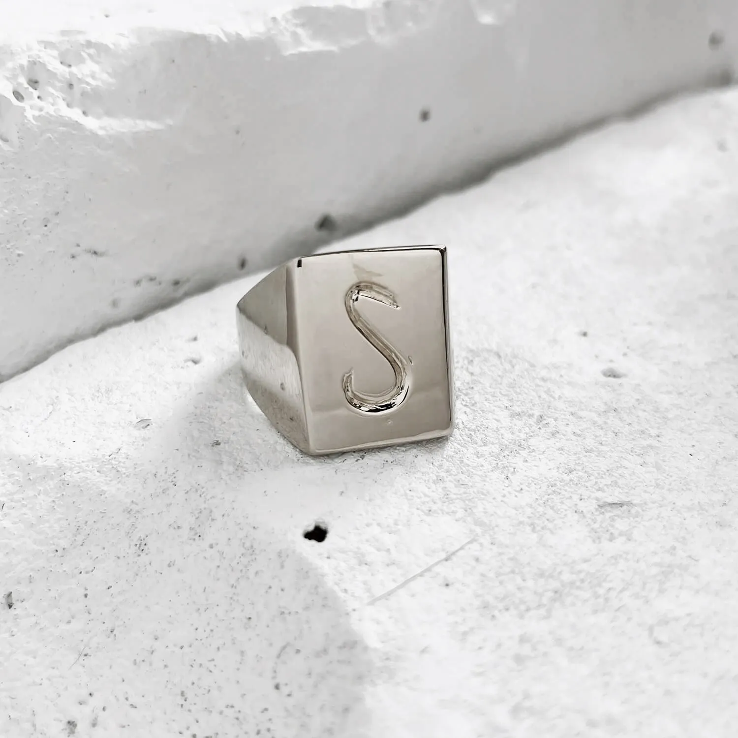 Scrawled Initial Ring in Silver (A-Z)