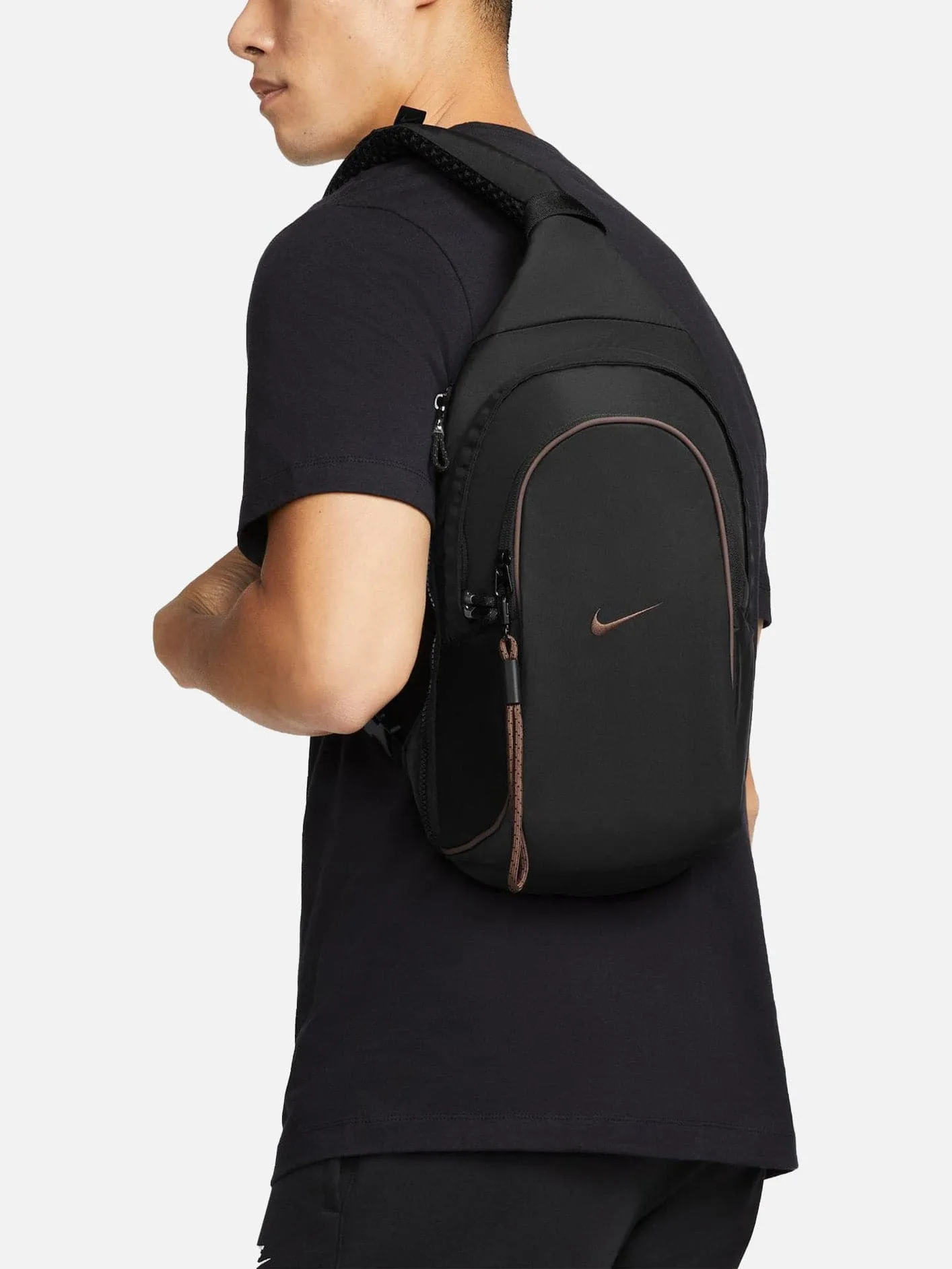 Sportswear Essential Sling Bag