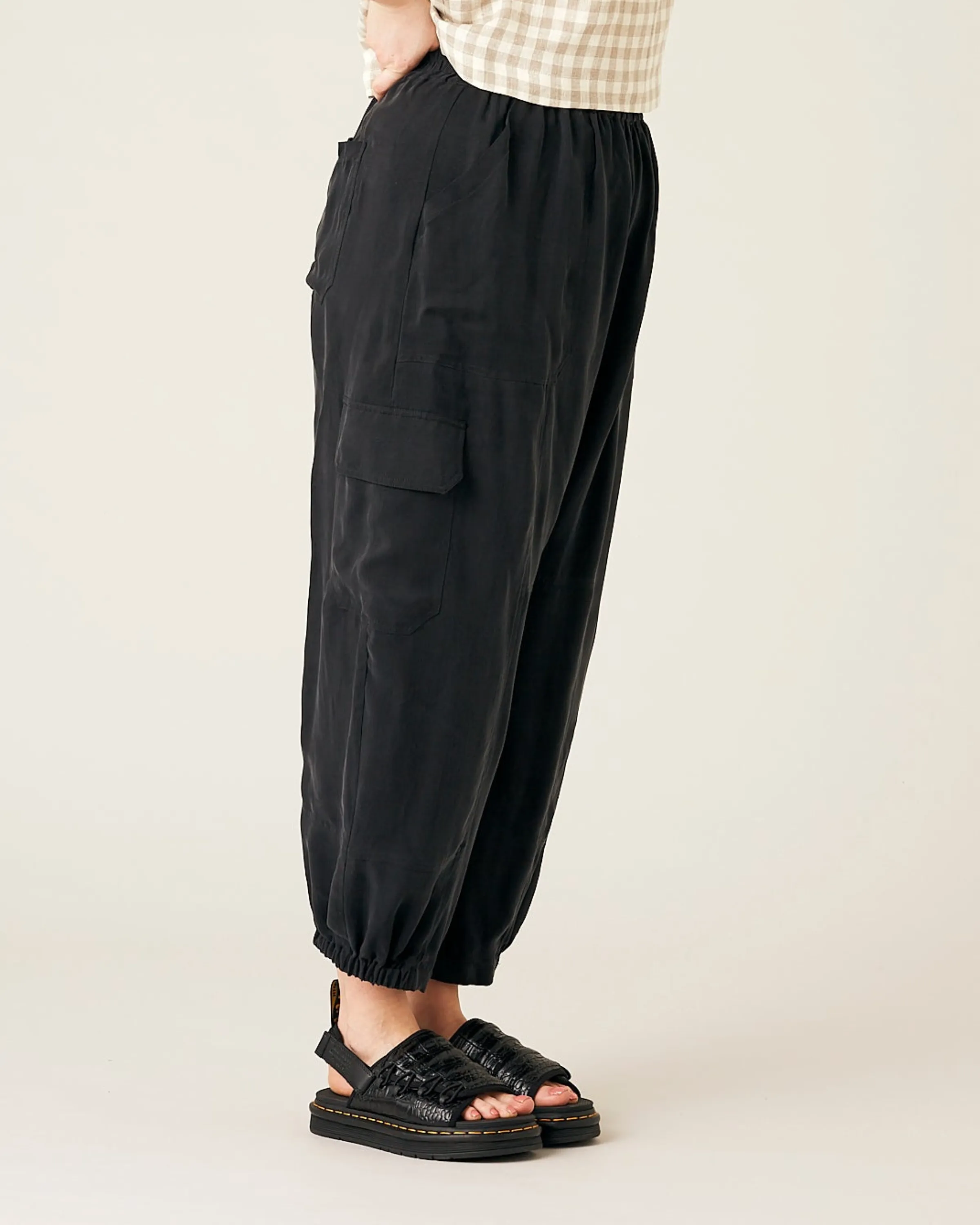 Sylvie Cupro Trouser - Black