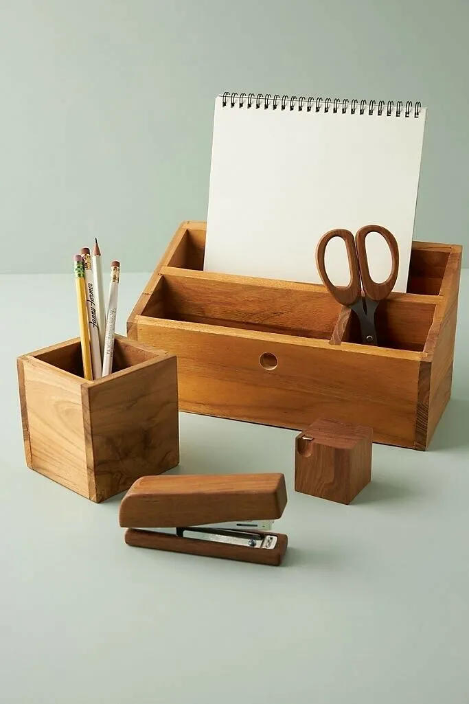 TAKARA DESK ORGANIZER