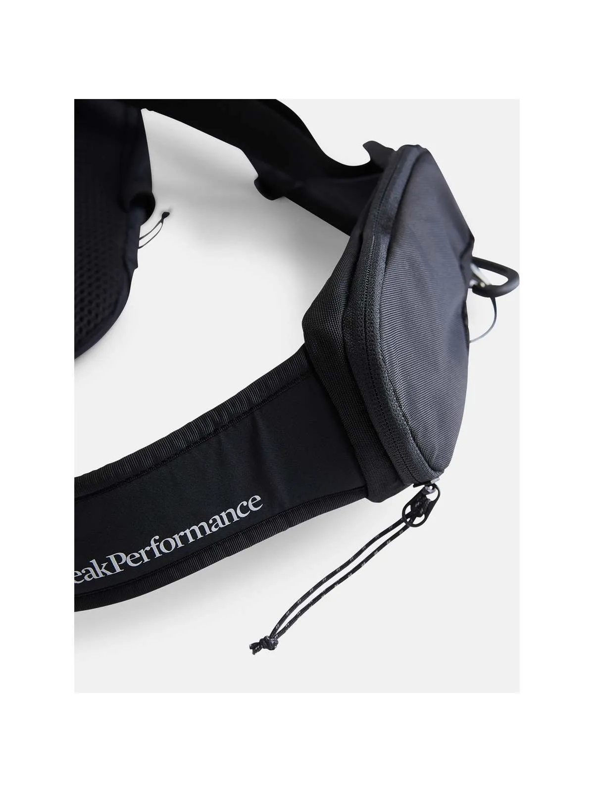 Torba  Peak Performance Outdoor Slingbag czarny
