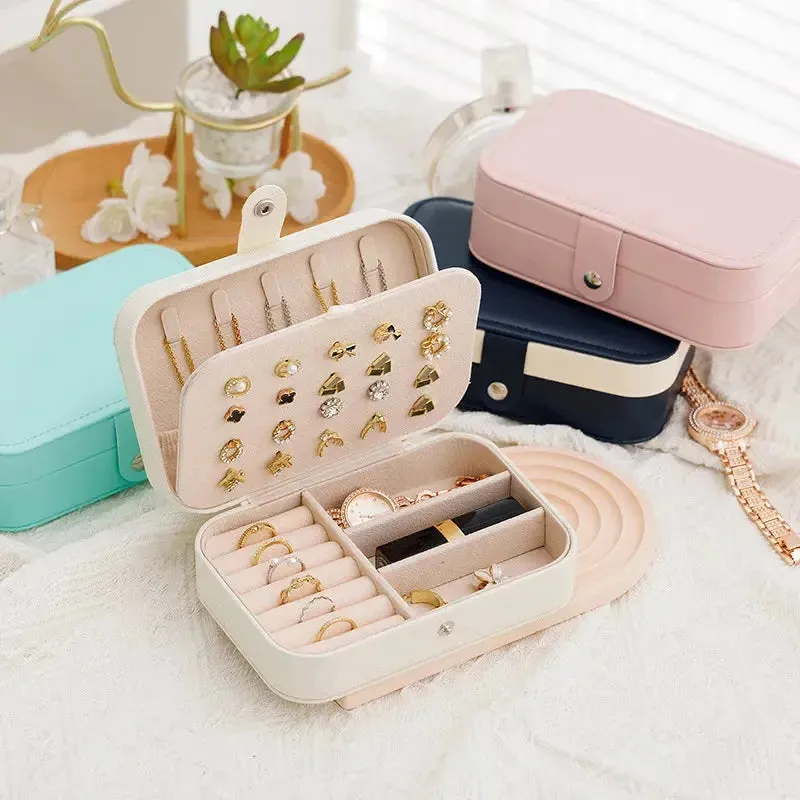Travel Jewelry Organizer: Essential for Every Traveler