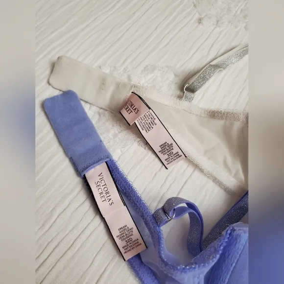 Victoria's Secret Dream Angels Padded Demi Bra's Size 32D Lot Of 2 Lace Crystal